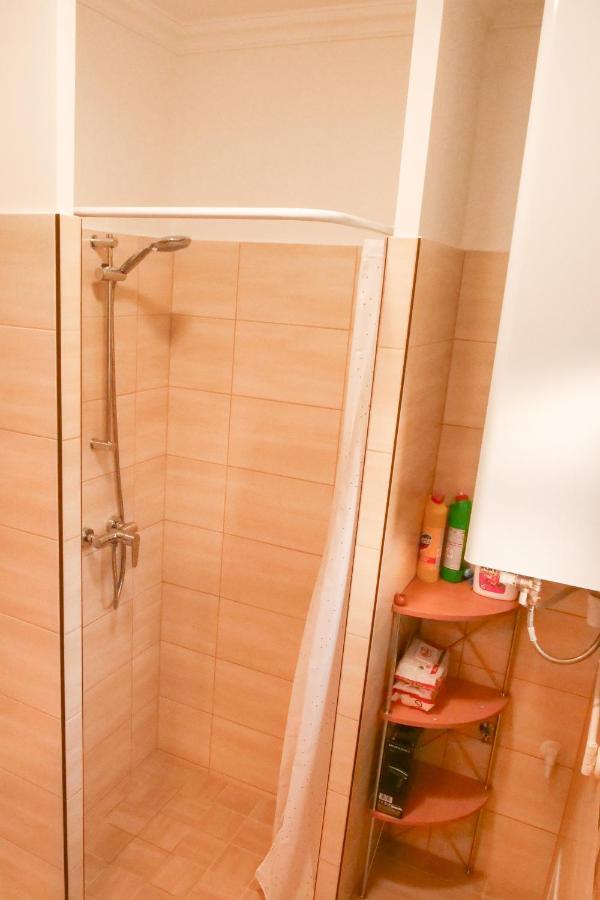 Cseresznyes Apartman Berekfurdo Ngoại thất bức ảnh